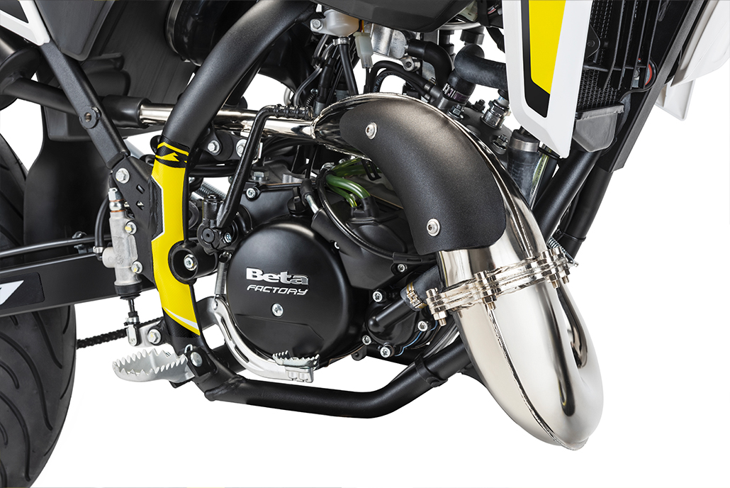 50 motard track - motore